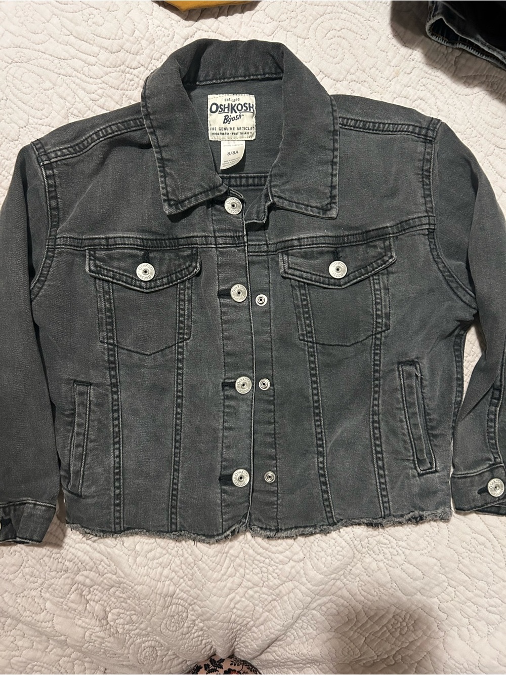 OshKosh B’gosh Girls Black Denim Jacket Size 8 Raw Hem Button Front